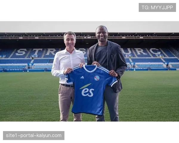 斯特拉斯堡转会赤字下的投资逻辑 依托BlueCo网络招募18名球员重塑阵容