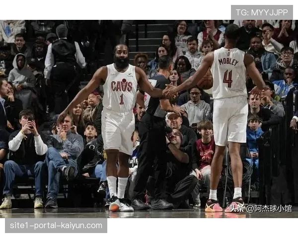 76人跌入附加赛区 进攻端效率不足与防守漏洞成为下滑主因