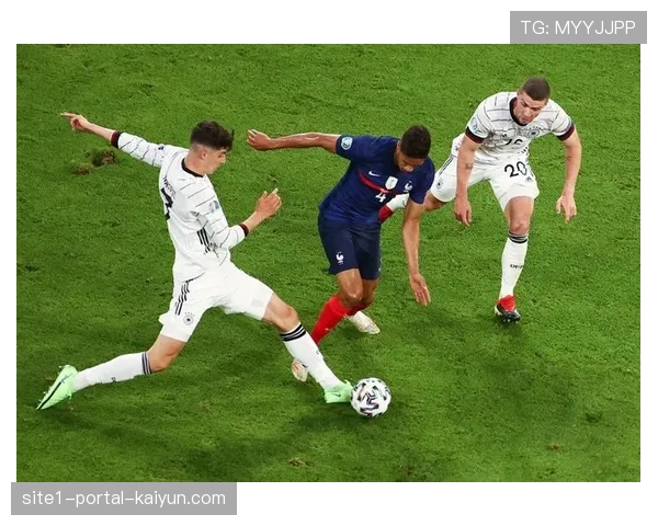 瓜迪奥拉精准打击利物浦软肋 曼城边路进攻战术奏效